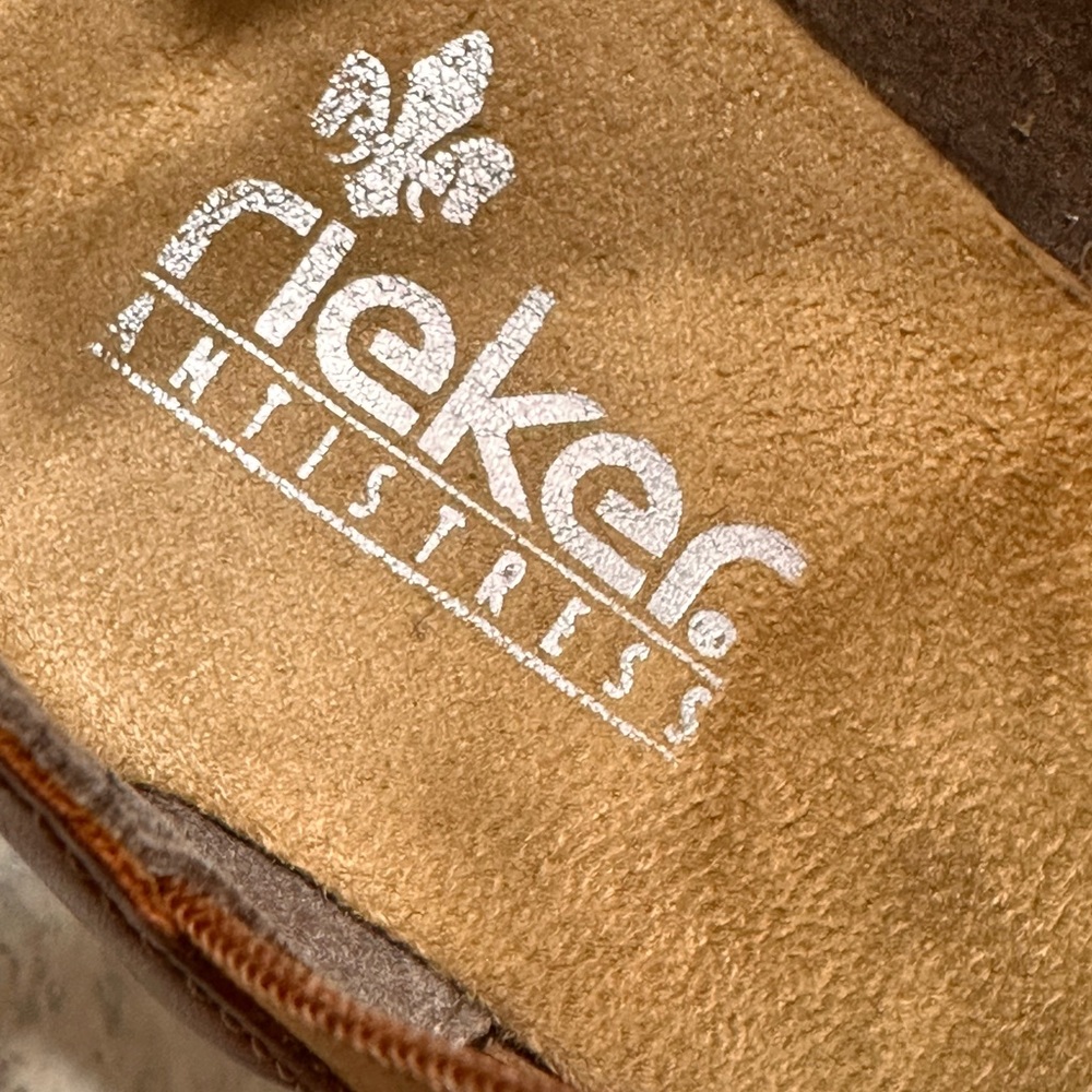 Sz 37(7)⭐️NWT Rieker Brown/Cream T-strap Sandals With a Hint of Sparkle 5.5cm - Picture 7 of 8